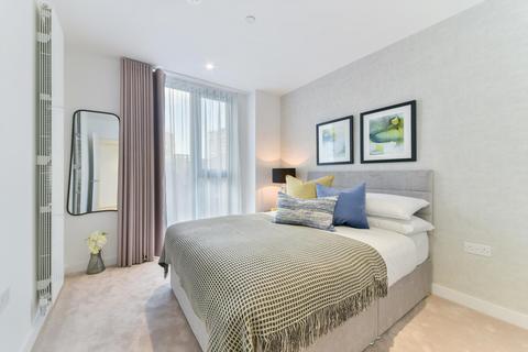 2 bedroom apartment to rent, Windlass House, Royal Wharf, London, E16