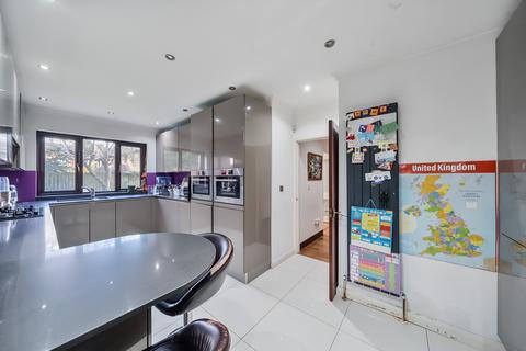 4 bedroom detached house for sale, Pines Close, Northwood, Middlesex