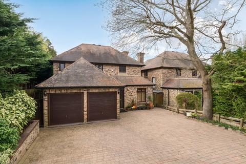 undefined, Pines Close, Northwood, Middlesex