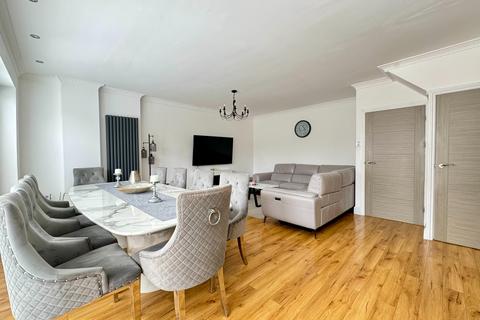 5 bedroom semi-detached house for sale, Earls Drive, Newcastle upon Tyne, NE15