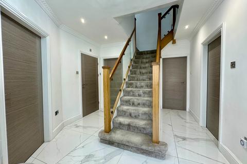 5 bedroom semi-detached house for sale, Earls Drive, Newcastle upon Tyne, NE15