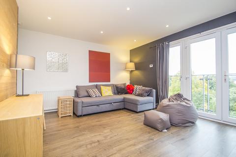 2 bedroom flat to rent, Arneil Drive, Crewe, EH5 2GR, Edinburgh EH5