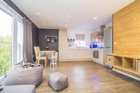 2 bedroom flat to rent, Arneil Drive, Crewe, EH5 2GR, Edinburgh EH5