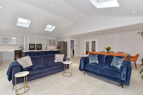 5 bedroom detached bungalow for sale, The Ridgway, Woodingdean, Brighton, East Sussex