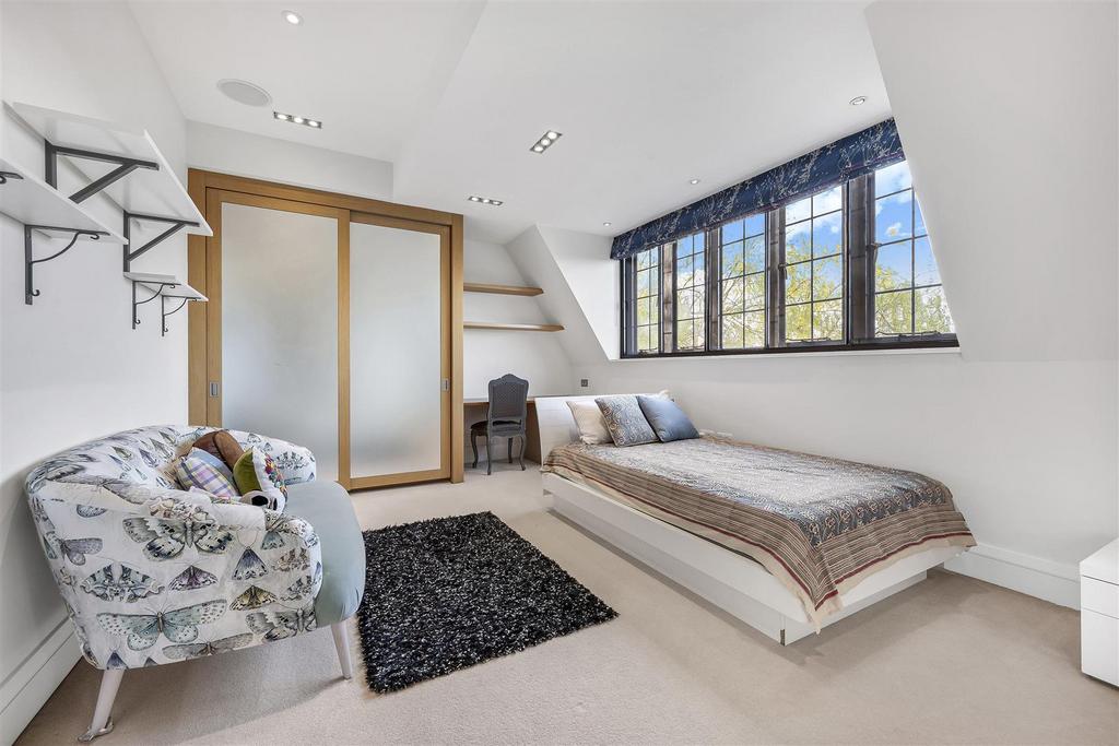BEDROOM4.jpg