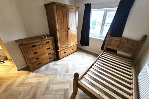 1 bedroom house to rent, Bradley Avenue, Bristol BS36