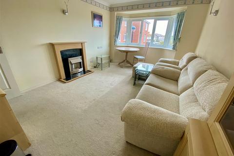 1 bedroom retirement property for sale, Wannock Road, Eastbourne