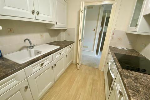 1 bedroom retirement property for sale, Wannock Road, Eastbourne
