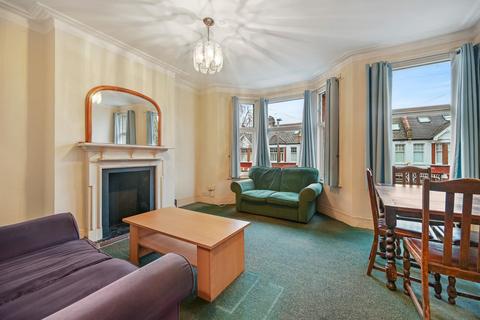 2 bedroom flat for sale, Astonville Street, Wandsworth