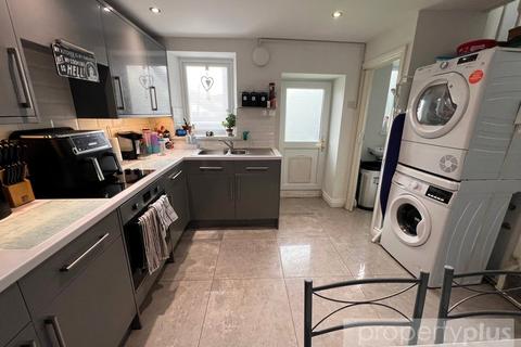 8 Library Road, Tonypandy, CF40 1SS