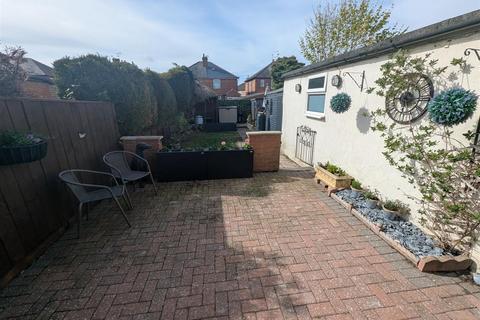 3 bedroom semi-detached house for sale, Yarm Road, Darlington