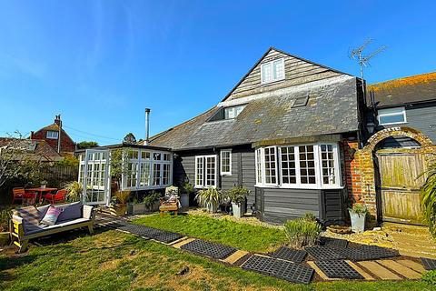 6 Harbour Barn, Winchelsea Beach, Winchelsea, TN36 4LR