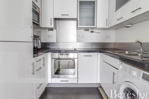 2 bedroom apartment to rent, New Road, CM14