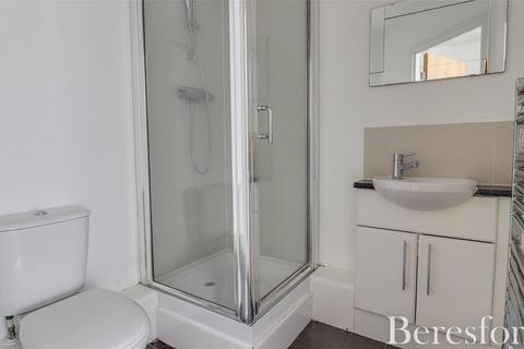 2 bedroom apartment to rent, New Road, CM14