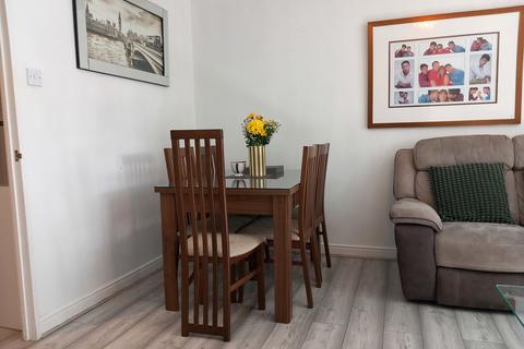 Flat 2, 6 Sherfield Close, New Malden, KT3 3RG
