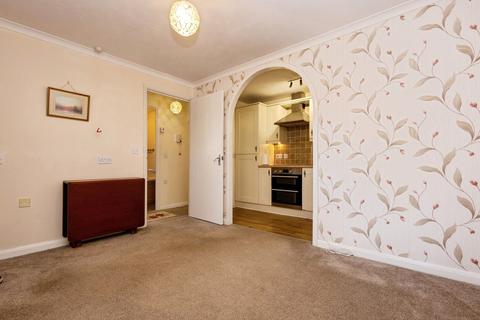 1 bedroom retirement property for sale, St Benedicts Close, Aldershot GU11