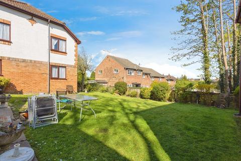 1 bedroom retirement property for sale, St Benedicts Close, Aldershot GU11