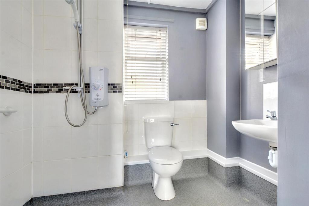 Shower Room 1.jpeg