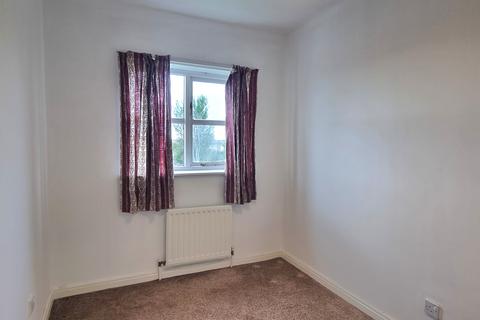 2 bedroom flat to rent, Makendon Street, Hebburn NE31