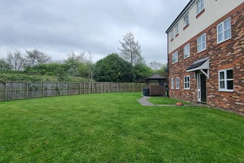2 bedroom flat to rent, Makendon Street, Hebburn NE31