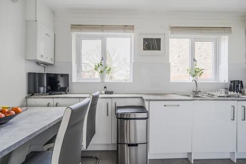 3 bedroom end of terrace house for sale, Windfield Close, Sydenham, London, SE26
