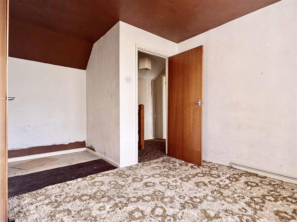 Bedroom 3 .jpg