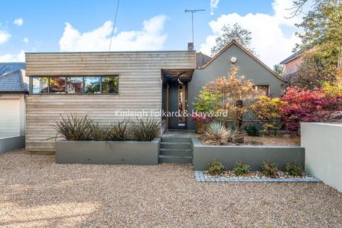 4 bedroom detached house for sale, Plaistow Lane, Bromley