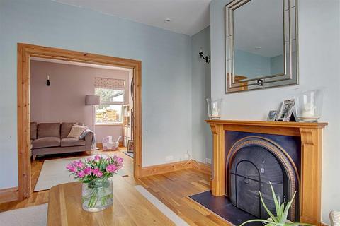 7 Carlyle Road, Aston Fields, Bromsgrove, B60 2PN