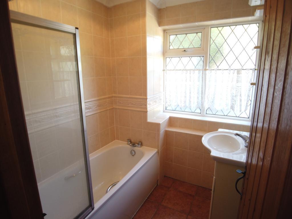 Bathroom-1024x768.JPG