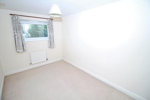2 bedroom flat to rent, Clarkson Court, Hatfield, AL10