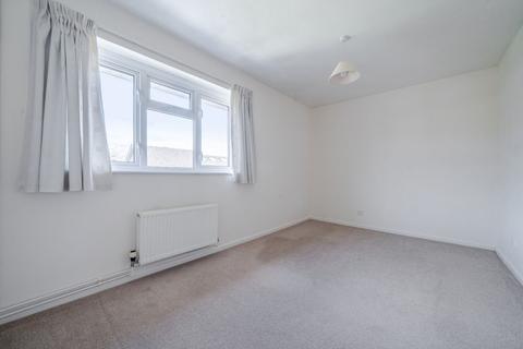 16 Harting Down, Petersfield, GU31 4PG