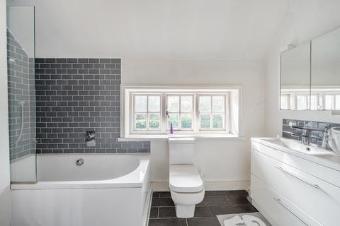 5 bedroom detached house for sale, Great Austins, Farnham, GU9