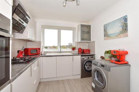 2 bedroom apartment for sale, Grand Avenue, Worthing, West Sussex