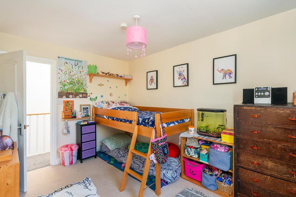 0 B5 SEE - Bedroom E.jpg