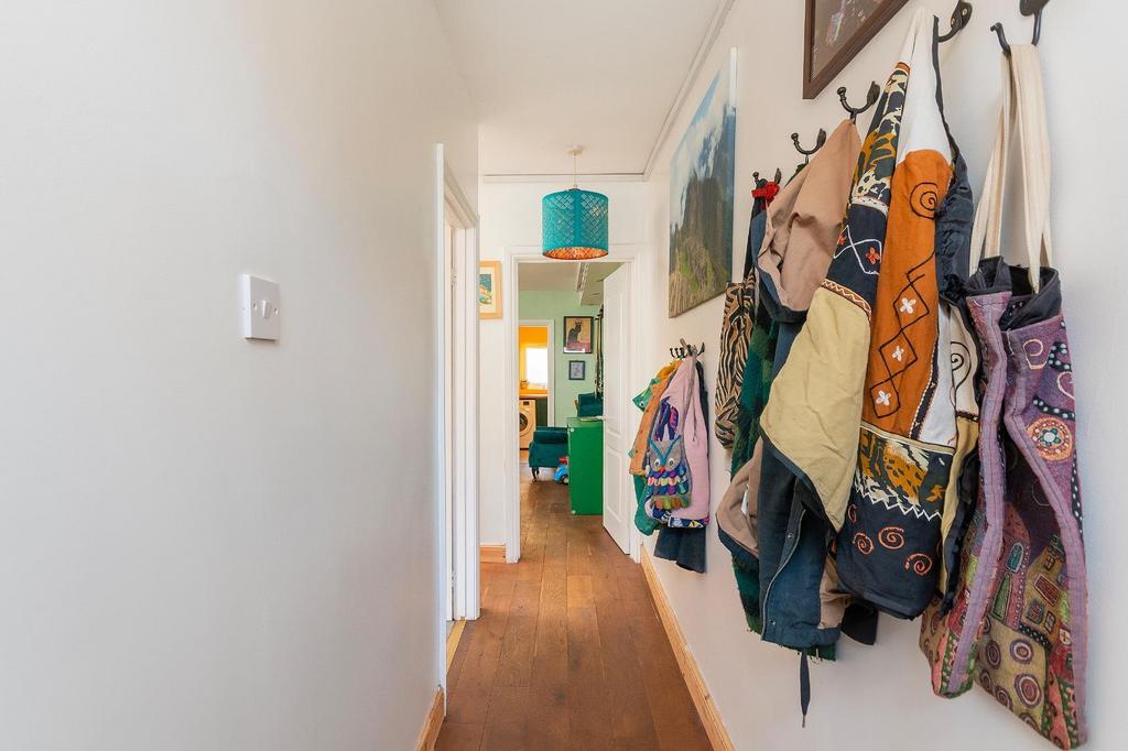 0 B5 SEE - Hallway A.jpg