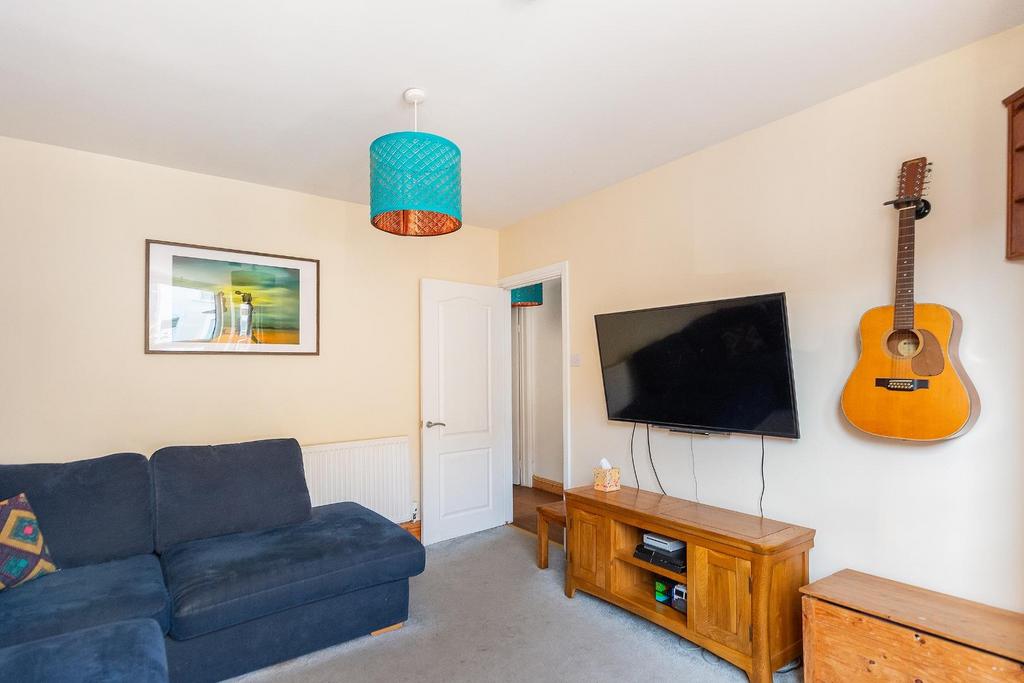 0 B5 SEE - Living Room A.jpg