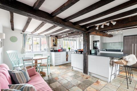 4 bedroom link detached house for sale, Teston Road, Offham, West Malling, Kent, ME19