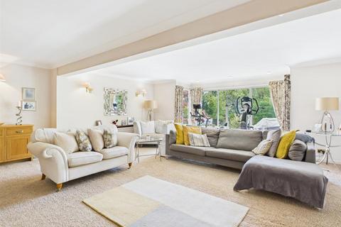 15 Sandy Road, Stourbridge, DY8 3AJ
