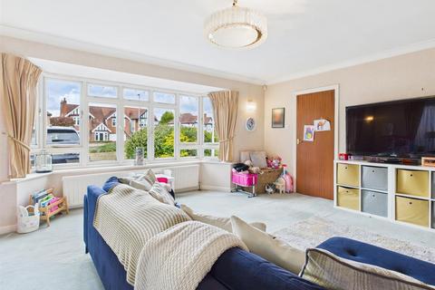 15 Sandy Road, Stourbridge, DY8 3AJ