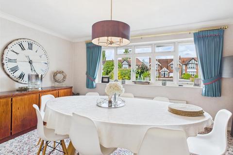 15 Sandy Road, Stourbridge, DY8 3AJ