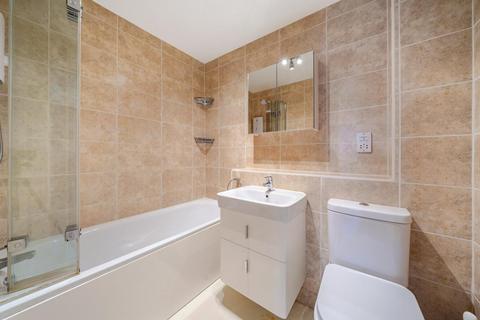 16 Hanson Close, Beckenham, BR3 1WJ