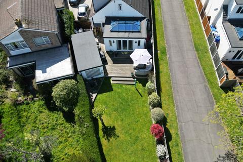 4 bedroom detached house for sale, Castle Road, Rayleigh, SS6