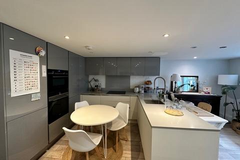 undefined, Sheet Street, Windsor, Berkshire, SL4