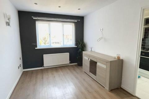 1 bedroom flat for sale, Bradbury Close, Gateshead