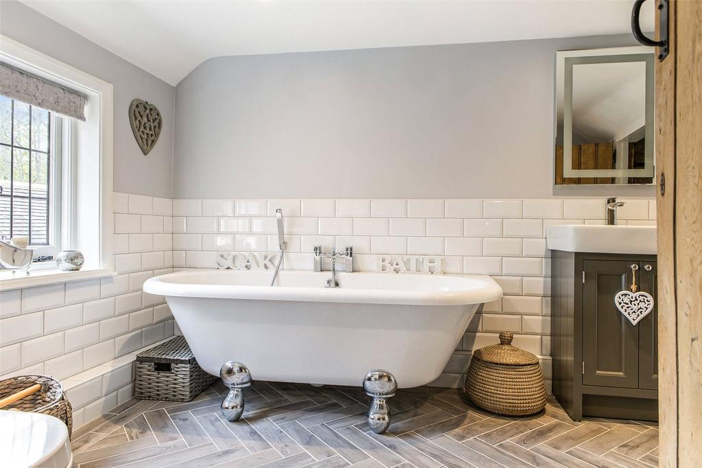 En Suite Bathroom