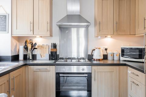 2 bedroom flat for sale, Albion Way, Edenbridge TN8