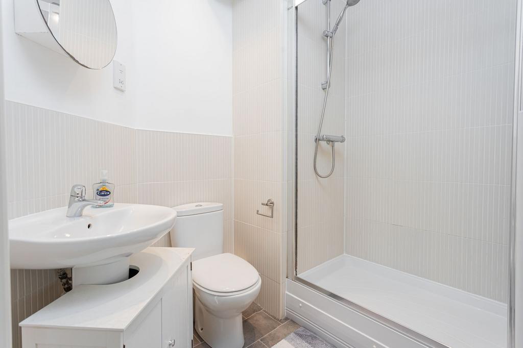 En Suite Shower Room