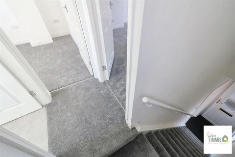 18 Janet Place, Stoke-on-trent, ST1 6QB