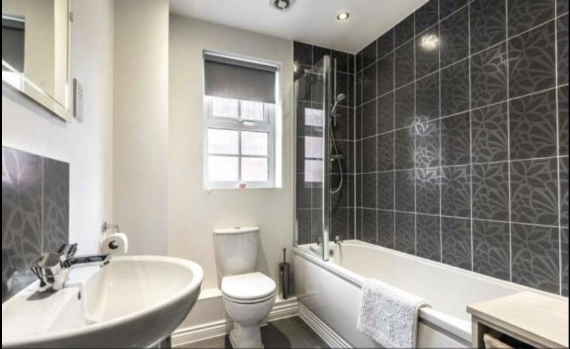 Mainbathroom