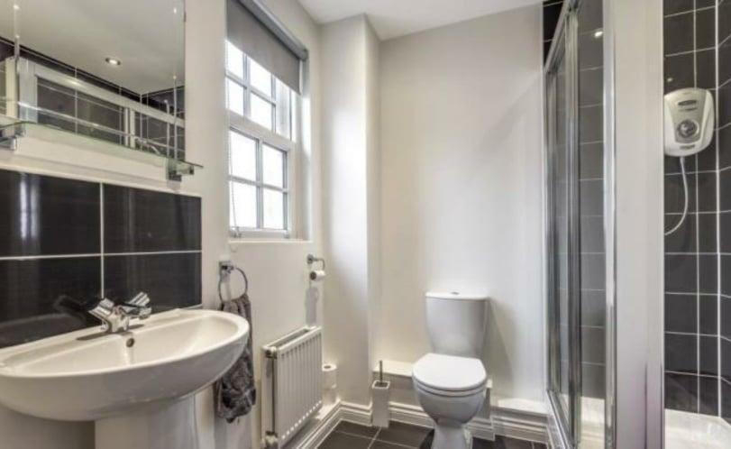 Ensuite